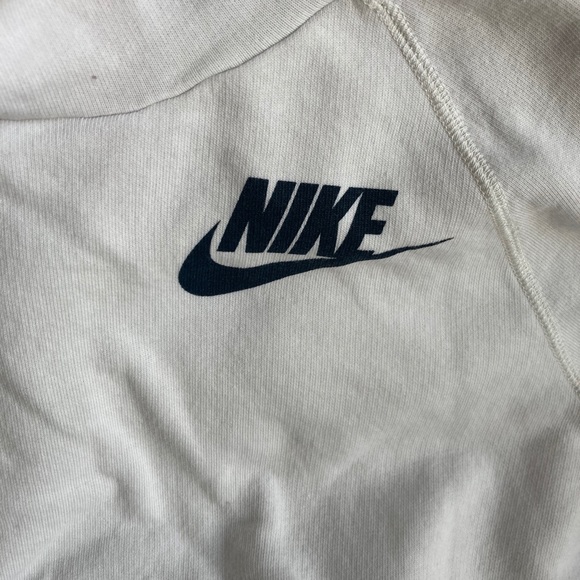 NIKE white hoodie sweatshirt - Picture 2 of 3